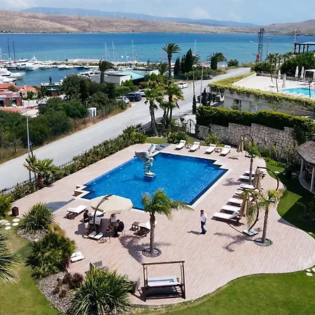 מלון Noa Çeşme